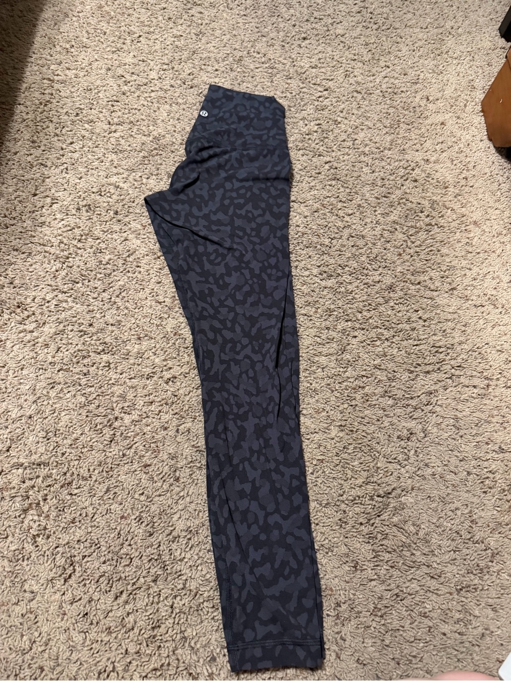 Lululemon Align 25’ High-Rise Black leopard leggings - Picture 3 of 5